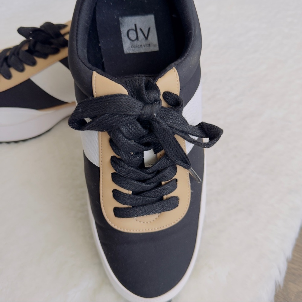 DV by Dolce Vita Black and Tan Sneakers - Picture 7 of 10